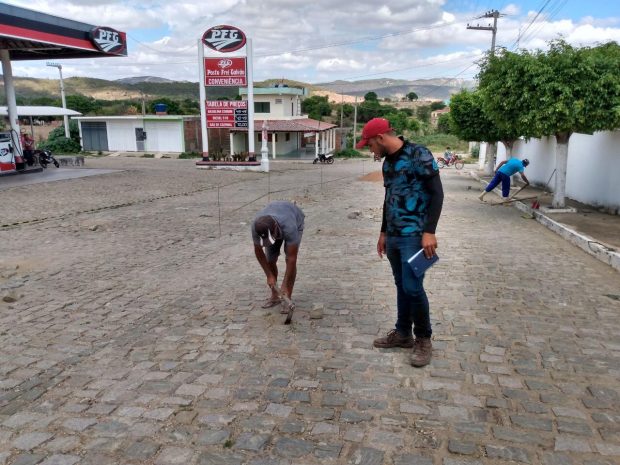 Prefeitura de Poço Dantas inicia Operação Tapa Buracos em ruas da cidade